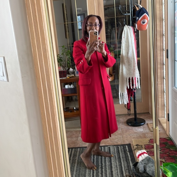 Gently worn for special occasions; Virgin Wool; 45”long;2 outer pockets - Picture 8 of 8